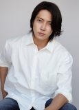 山下智久、至極のラブロマンスに挑む！ Netflix映画『恋に落ちた家』主演決定