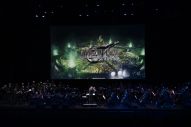 サバプロ・Yoshがオーケストラをバックに熱唱！『FFVIIリメイク』コンサートLA公演が大盛況 - 画像一覧（1/5）