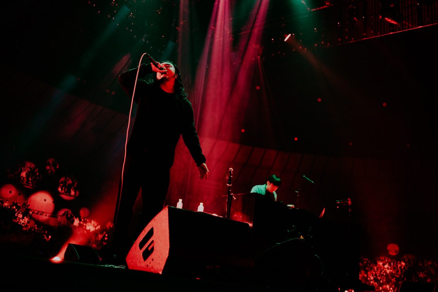 Creepy Nuts、初の横浜アリーナ公演が大盛況！ 湘南乃風/WANIMAとの2マンライブ開催もサプライズ発表