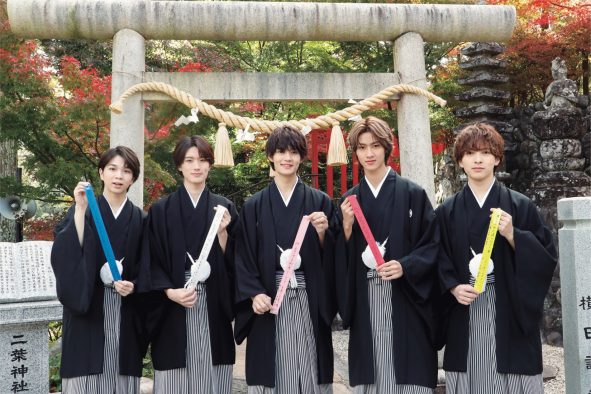 M!LK、袴姿でリボンを結びデビュー作「Ribbon」ヒット祈願！ 豪華客船でパフォーマンスも披露