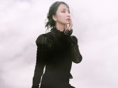 中島美嘉、“光”と“闇”の世界で儚げな表情をみせる新曲「Wish」MV公開 - 画像一覧（1/2）