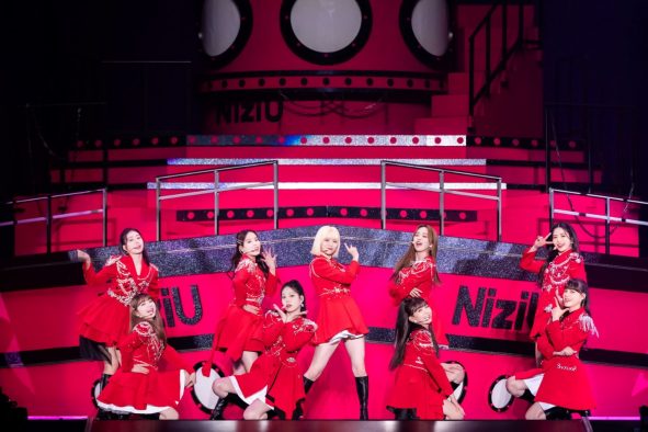 NiziU、全公演ソールドアウトの初ドーム公演開幕！ 東京ドーム2daysで10万人以上を動員