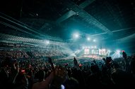 C＆K、2度目の横浜アリーナ公演が大盛況！ GANMIと圧巻コラボ、6メートルの巨大衣装も登場 - 画像一覧（9/11）