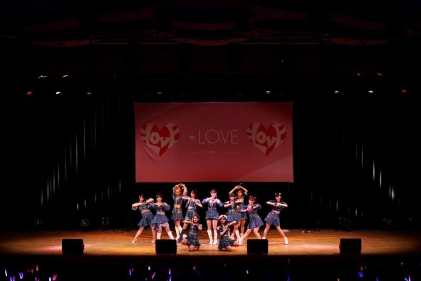 ＝LOVE、12thシングル発売記念スペシャルライブを大阪で開催！ 各メンバーの最近の“推し”も発表