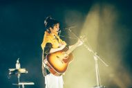 あいみょん、阪神甲子園球場での弾き語りワンマン公演で4万5000人を魅了 - 画像一覧（11/14）