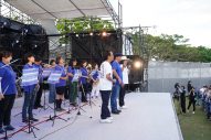 BEGIN、 歌への感謝を届ける3年ぶり野外開催の石垣島『うたの日コンサート』で8,000人が大合唱 - 画像一覧（6/11）
