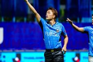 BALLISTIK BOYZ×PSYCHIC FEVER、『2022Jリーグ アジアチャレンジ in タイ』のハーフタイムショーに出演 - 画像一覧（6/9）