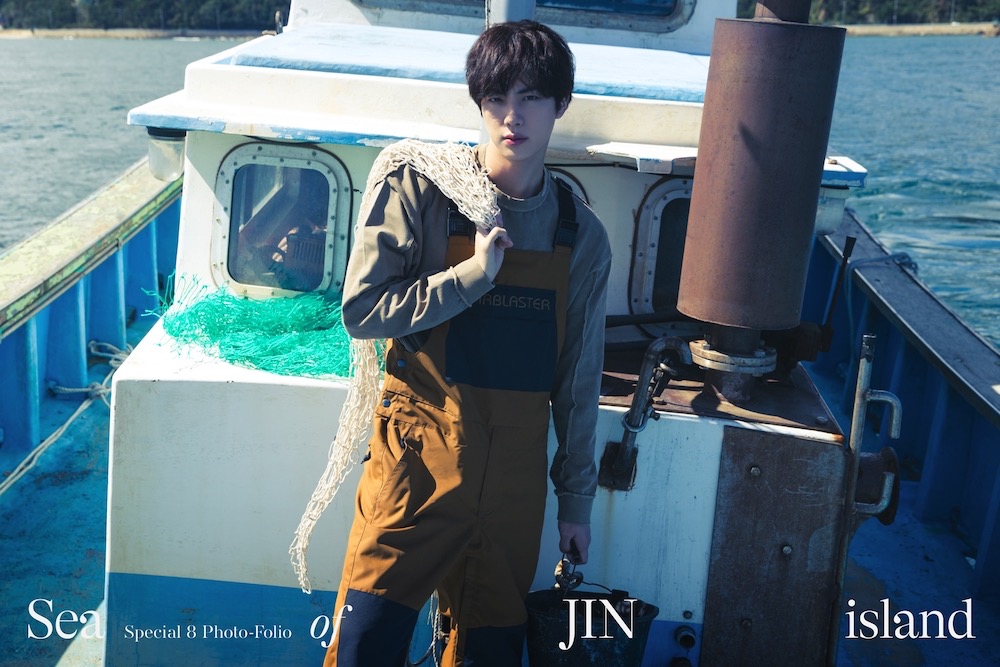 BTS・JIN、『Special 8 Photo-Folio』プレビューイメージを公開。テーマは“海” – 画像一覧（1/3） – THE 