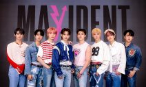 Stray Kids、新作『MAXIDENT』がトリプルミリオンセラーを達成！ K-POP史上2組目の快挙 - 画像一覧（1/2）