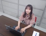 乃木坂46・佐藤璃果、ナレーションを担当する番組『東京パソコンクラブ』で初プログラミングに挑戦 - 画像一覧（8/8）