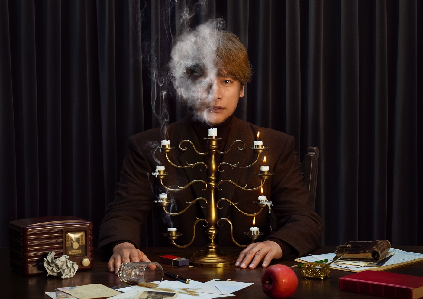 香取慎吾が、寺山修司を演じる舞台『テラヤマキャバレー』新ビジュアル＆STORY公開