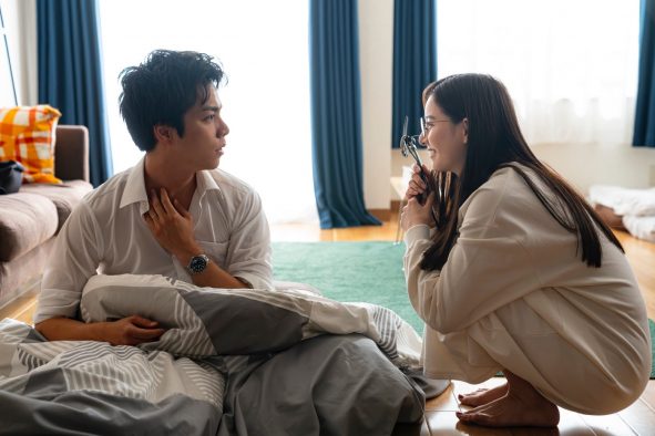 第3話では、重岡大毅 VS 田中樹の“チョコパぶっかけバトル”に大反響！ ドラマ『単身花日』第4話は初恋が大暴走