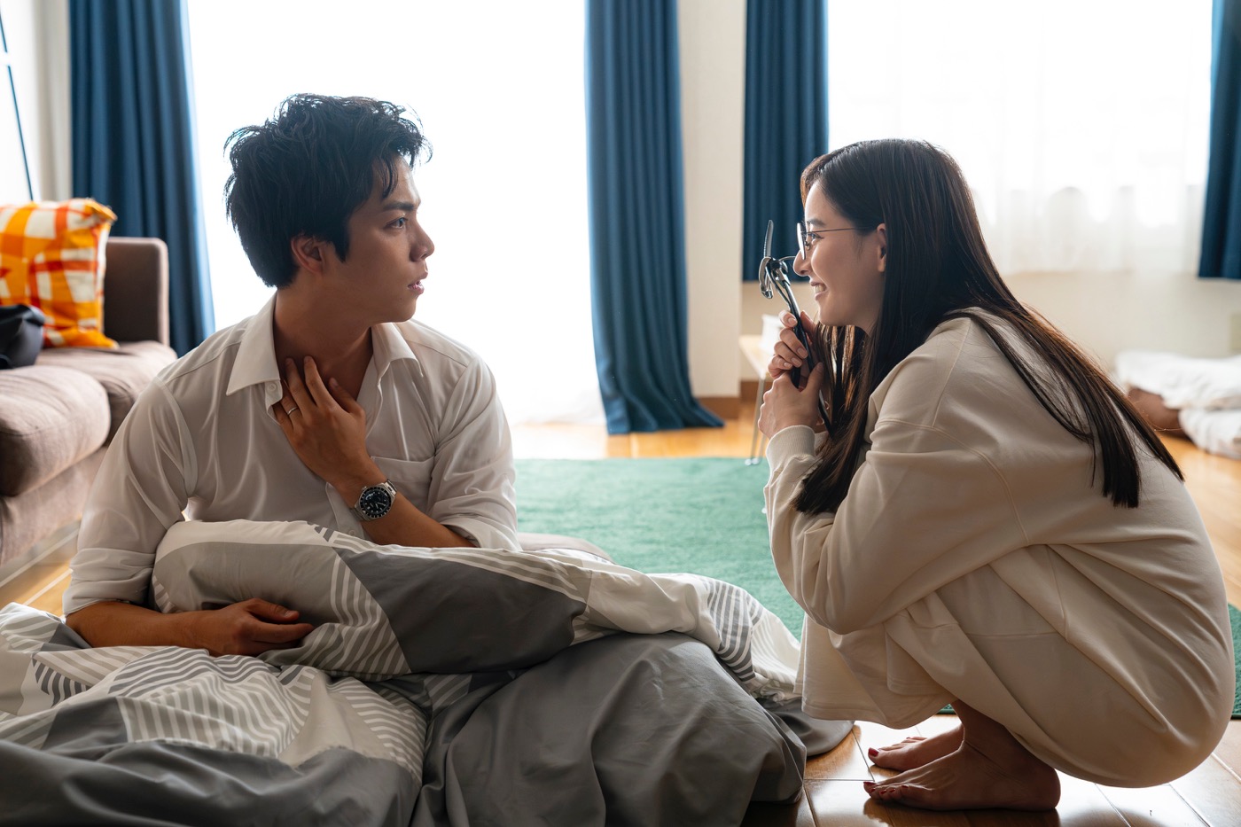 第3話では、重岡大毅 VS 田中樹の“チョコパぶっかけバトル”に大反響！ ドラマ『単身花日』第4話は初恋が大暴走