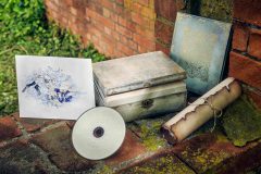 YOASOBI、TVアニメ『葬送のフリーレン』OPテーマ「勇者」を“豪華宝箱仕様”でCDリリース