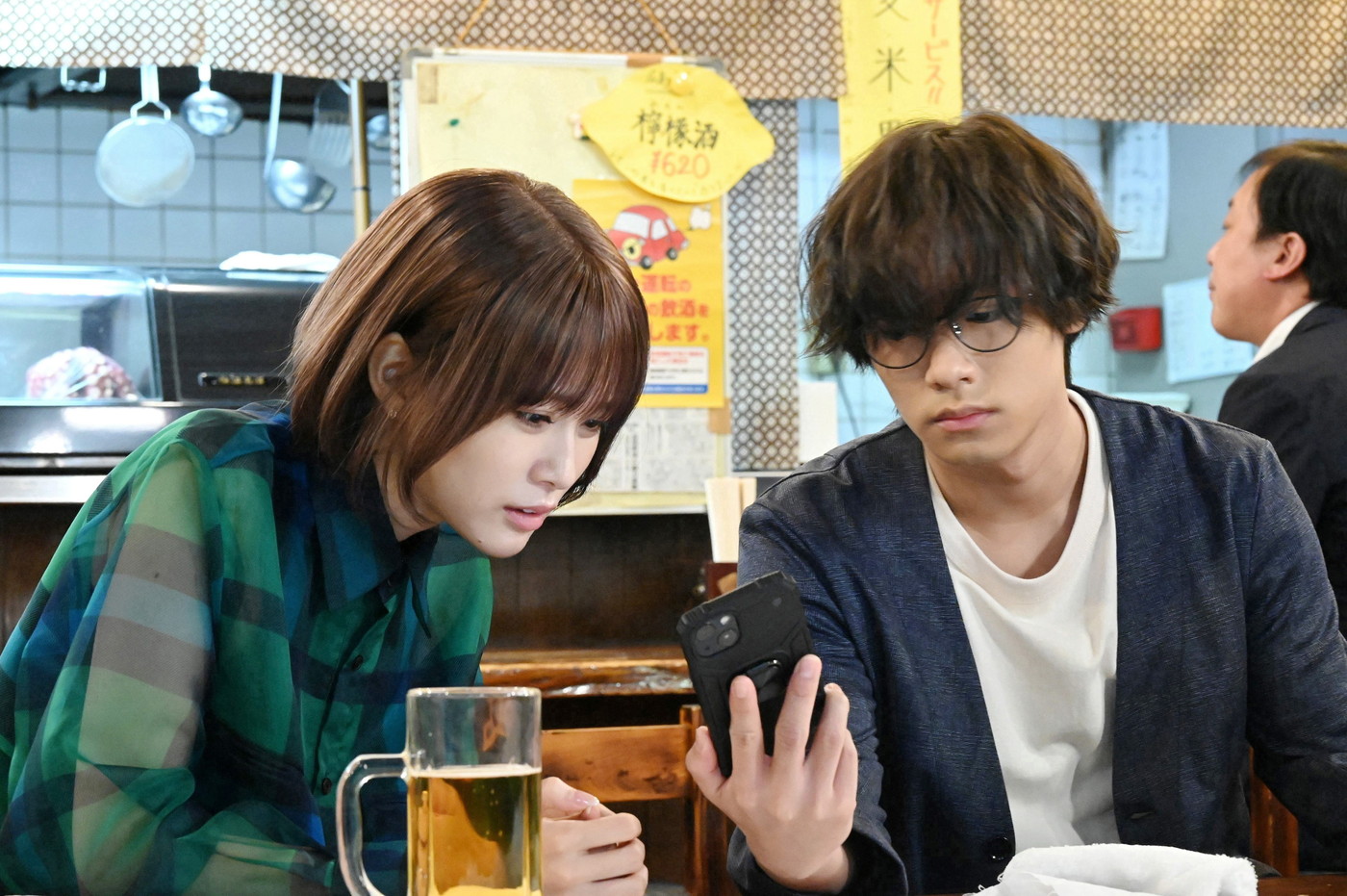 『セクシー田中さん』第4話で、進吾（川村壱馬）が朱里（生見愛瑠）に痛烈な指摘。「田中さんに依存しているのでは？」