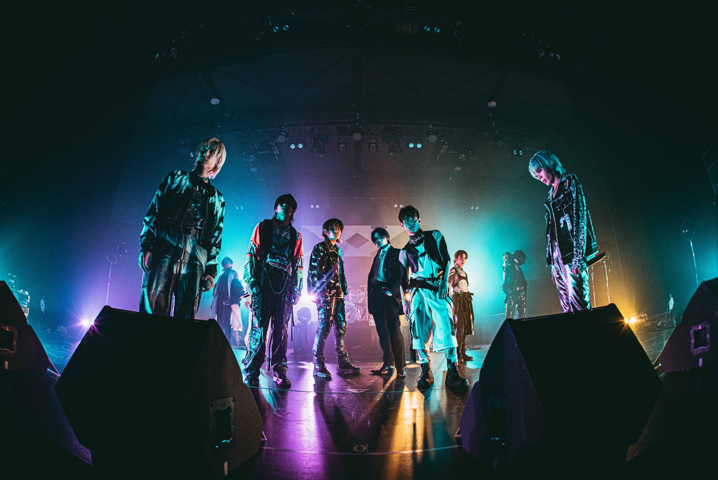 【ライブレポート】XY初の単独公演が大盛況！ 今は亡きメンバーYOSHIの想いを引き継ぎ、繋いでいく気迫に満ちたステージ