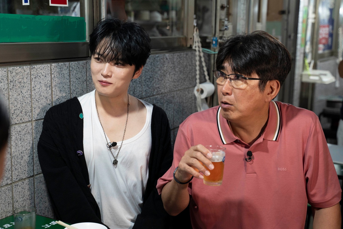ジェジュン、韓国式プリクラ店で石橋貴明らと記念撮影！「これは視聴者も欲しいだろうね」 - 画像一覧（1/2）