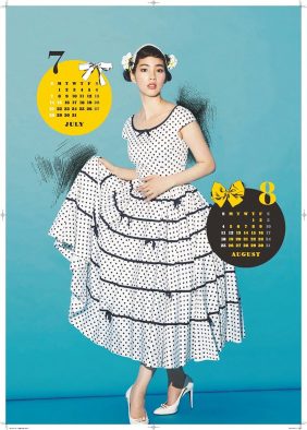 のん、中原淳一デザインをリアル再現したドット柄ワンピ＆くすみグリーンワンピ姿披露！「大切な撮影。楽しかったなー」