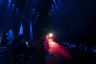 【ライブレポート】Aimer “ゲストルーム”と名づけた親密な空間。約5年ぶりファンクラブ限定ツアーを振り返る - 画像一覧（1/7）