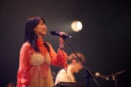 【SMA50th】トミタ栞がMCも務めた『トミタイバン Vol.5』。ELSEE、コアラモード.、足立佳奈、末吉9太郎とジャンルレスな対バンイベントをレポート - 画像一覧（4/13）