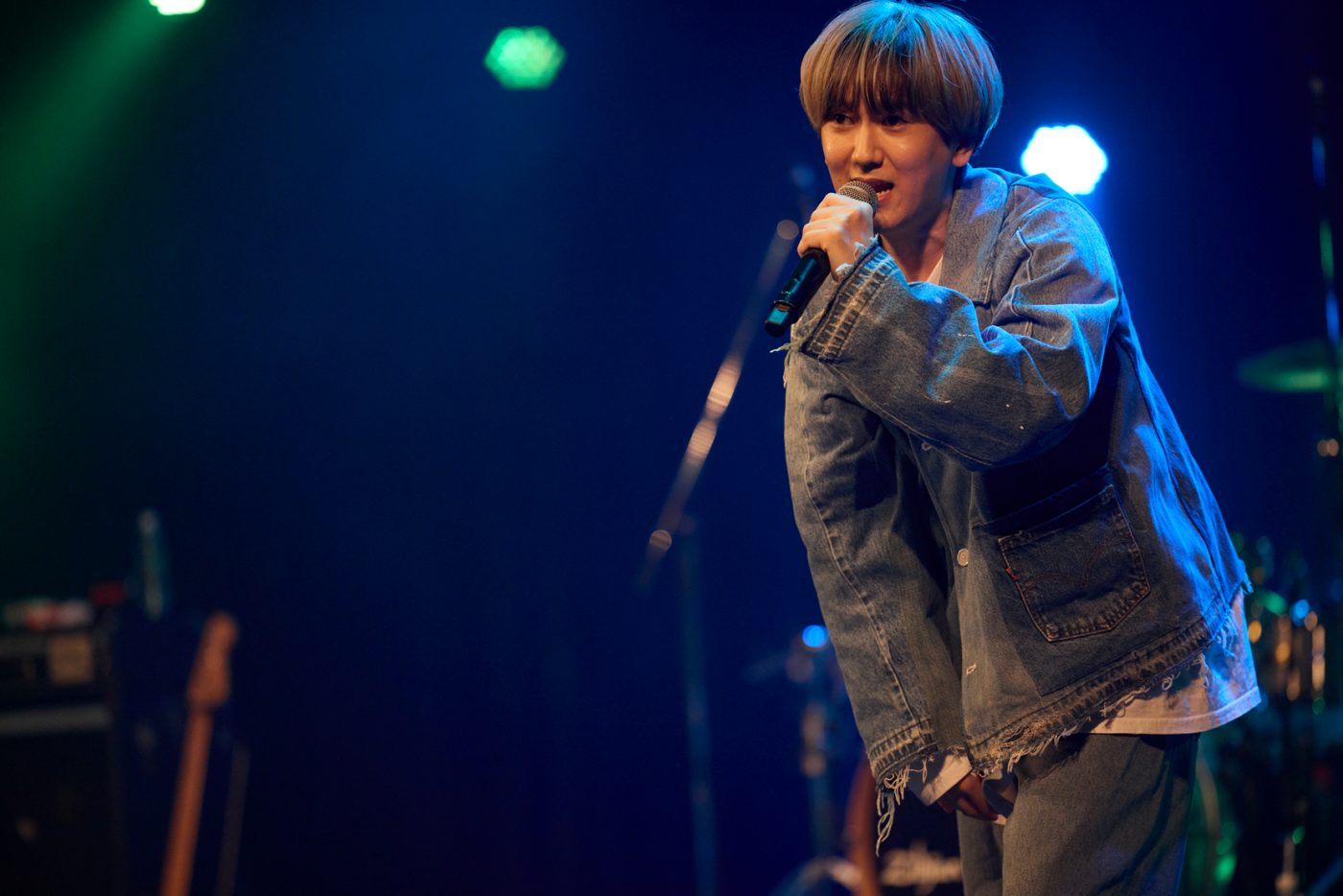 【SMA50th】トミタ栞がMCも務めた『トミタイバン Vol.5』。ELSEE、コアラモード.、足立佳奈、末吉9太郎とジャンルレスな対バンイベントをレポート - 画像一覧（6/13）