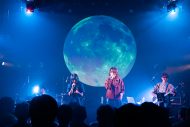 【SMA50th】krageとAnonymouzによるツーマンライブ『deep ocean』。“夜の海が似合うふたり”の一夜限りの特別な音世界をレポート - 画像一覧（1/10）