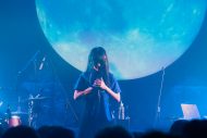 【SMA50th】krageとAnonymouzによるツーマンライブ『deep ocean』。“夜の海が似合うふたり”の一夜限りの特別な音世界をレポート - 画像一覧（7/10）