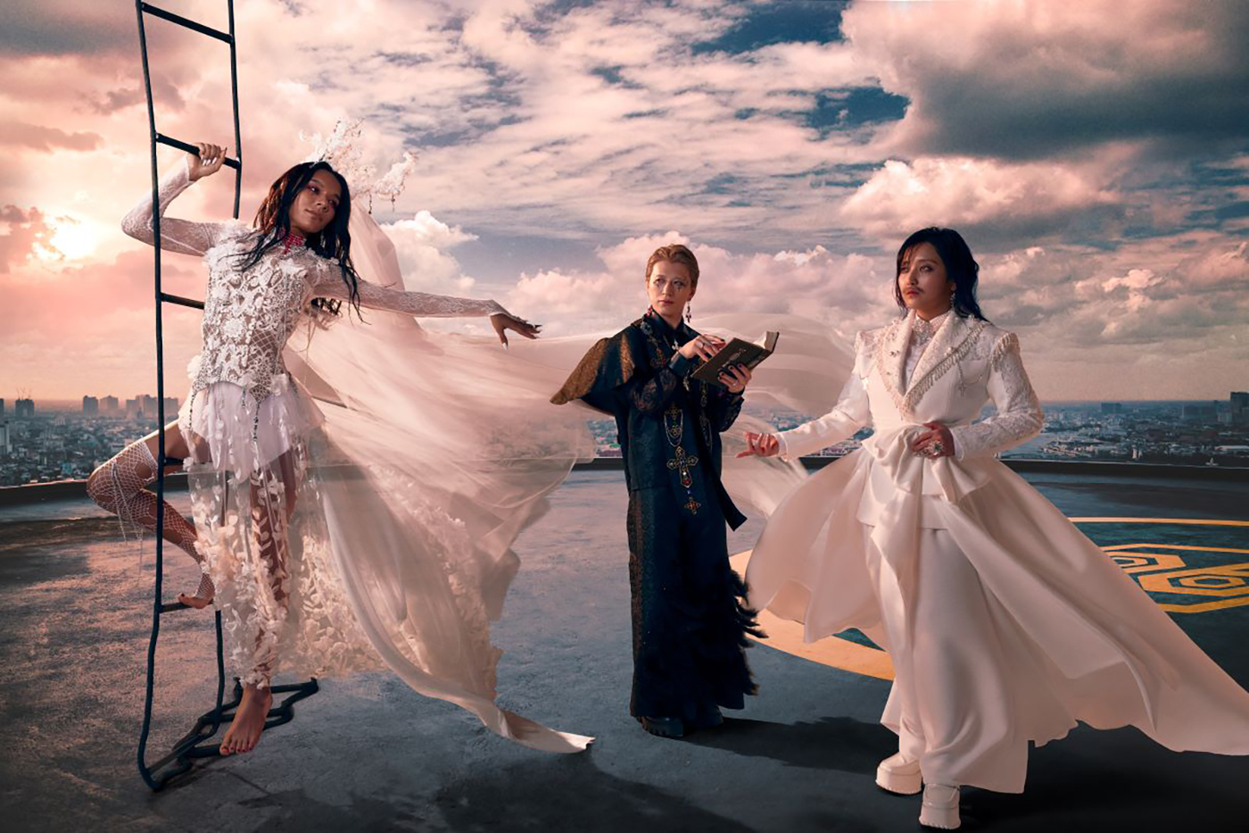 女王蜂、結成15周年記念単独公演『正正正（15）』が映像作品化！アヴちゃんの誕生日にリリース