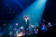 【ライブレポート】Mrs. GREEN APPLE、Kアリーナ横浜定期公演『Harmony』完遂！記者発表実施をサプライズ報告 - 画像一覧（1/8）