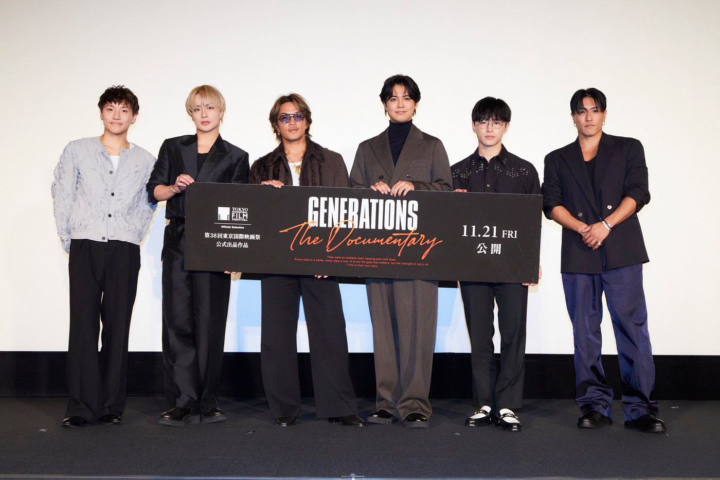 【レポート】GENERATIONS、初ドキュメンタリー映画の公開前日イベントに登場！「全てのボーイズグループに起こりうる話」（白濱亜嵐） - 画像一覧（1/8）