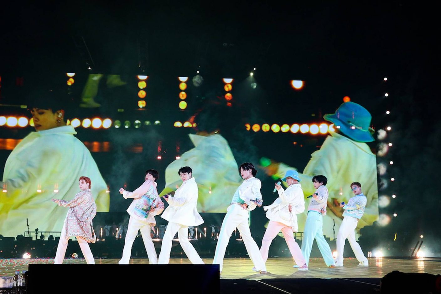 Bts 2年ぶりのオフラインライブ終了 ライブレポート公開 The First Times