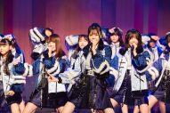ラストアイドル、「Break a leg!」ヒット祈願で一発ギャグ!? 霜降り明星が配信イベントに降臨 - 画像一覧（4/29）