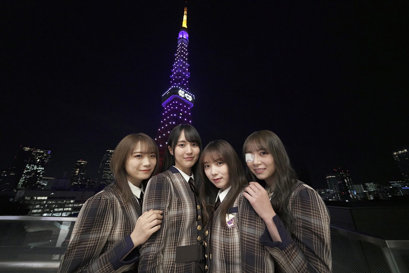 東京タワーが乃木坂46仕様にライトアップ！「感無量です！」（賀喜遥香）