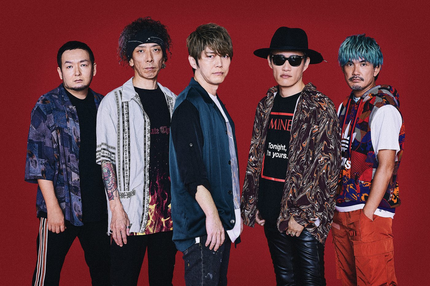 FLOW、15年ぶりのコードギアス主題歌。バンド20周年目前に過去現在未来を繋ぐ意欲作「DICE」 - 画像一覧（3/14）