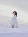 吉岡聖恵、新曲「まっさら」で初タッグとなる秦基博との対談映像ショートバージョンを先行公開 - 画像一覧（2/4）