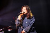 吉岡聖恵、自身初のオンラインソロイベントが大盛況！ NakamuraEmi、橋口洋平（wacci）とコラボステージも - 画像一覧（4/10）