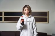 ロザリーナ、“コカ･コーラ“2022年新CMに登場！ CM出演決定時の心境は「叫びすぎて覚えていない」 - 画像一覧（1/4）