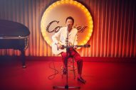 布袋寅泰、六本木の『カルティエ座』ポップアップにてシークレットライブを開催 - 画像一覧（3/3）