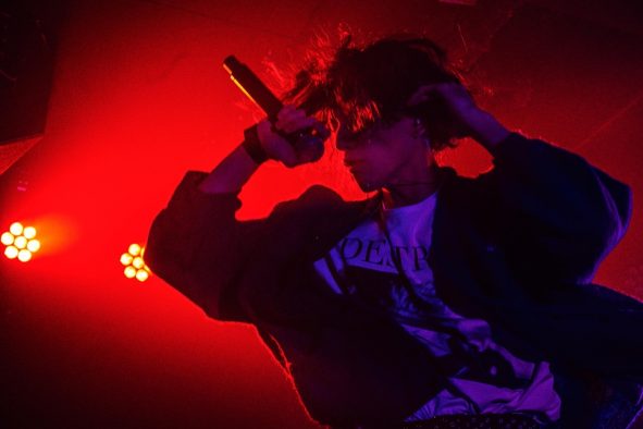 RQNY、初の有料ワンマン開催決定！ 「Lone Wolf」ポートレートムービー＆新曲「合図」MVティザーも公開