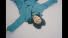 優里、初のクリスマスソング「クリスマスイブ」MVをYouTubeにてプレミア公開