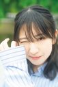 日向坂46・金村美玖、『FLASH』表紙＆巻頭グラビアに登場！ 1st写真集から珠玉ショットを公開 - 画像一覧（2/2）