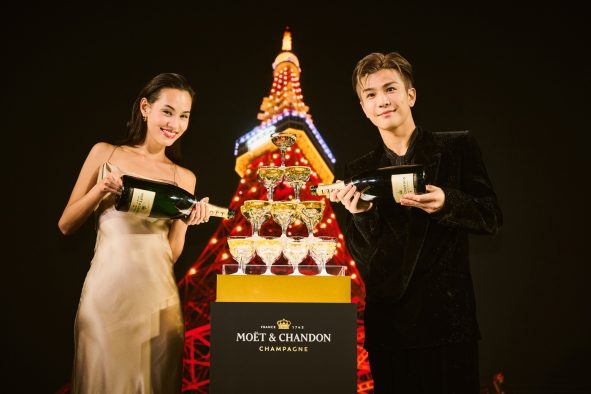 水原希子＆岩田剛典（EXILE / 三代目JSB）、ホリデーシーズンを祝ってモエ・エ・シャンドンで乾杯
