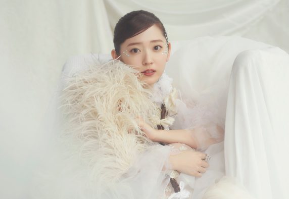 鈴木愛理、新曲「heart notes」が特別上映版『かぐや様』EDテーマに！配信リリースも決定