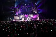 ClariS、冬をコンセプトにしたホールコンサートを開催！ T.M.RevolutionやSPEEDなどのカバーも披露 - 画像一覧（7/8）