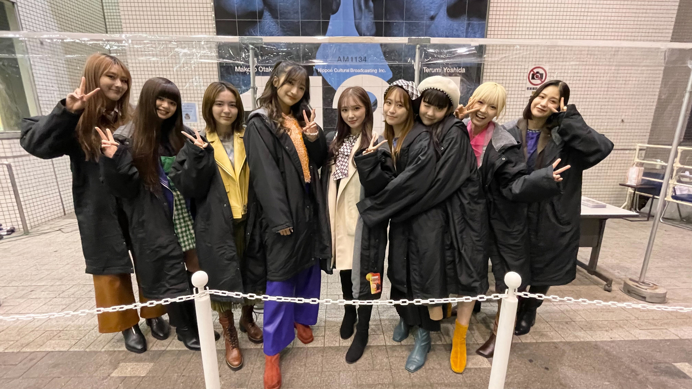 Girls²、新作EPの発売を記念してレギュラーラジオ番組の公開収録＆CDお渡し会を実施