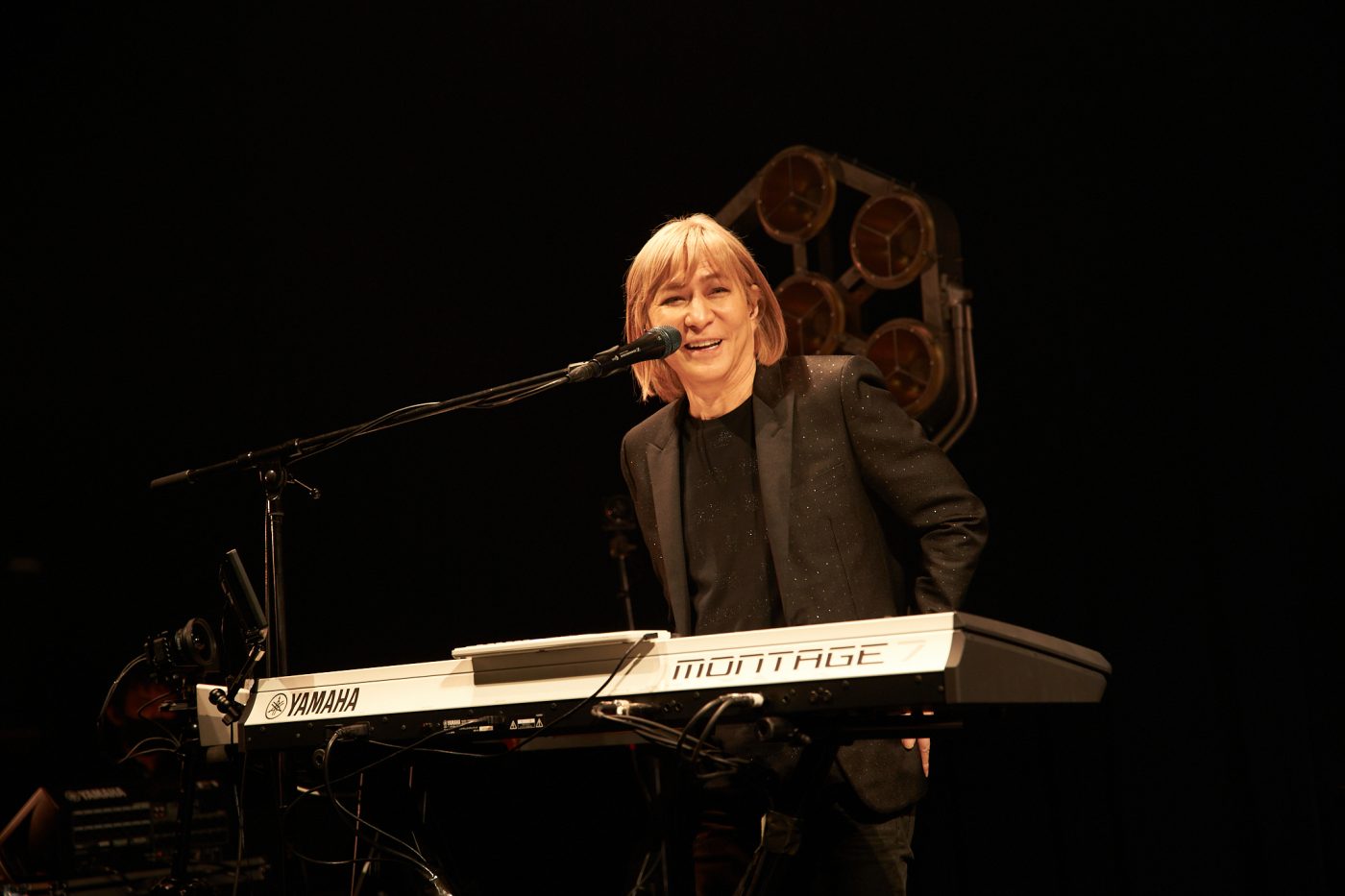 TM NETWORKとAwichが⾄極のセッション！ G-SHOCK誕生40周年キックオフイベント。映像配信もスタート - 画像一覧（2/33）