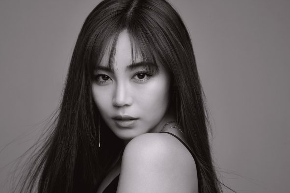 伶、Cocco「強く儚い者たち」のカバー音源を配信リリース！ レミオロメン「粉雪」のカバー動画も公開