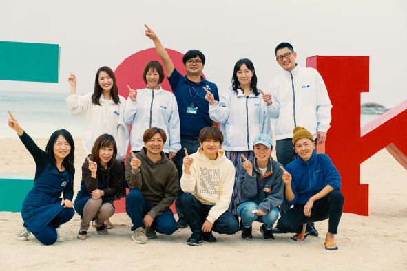 Nissy、『ANAあきんど×Nissy地域創生プロジェクト』第2弾で元祖タコライス発祥の地・沖縄県金武町を訪問