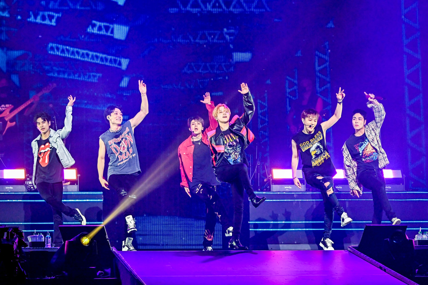 ダブルアンコールを含む全32曲を披露！ iKON、『iKON JAPAN TOUR 2022 [FLASHBACK]』最終公演がBlu-ray＆DVD化 - 画像一覧（7/7）