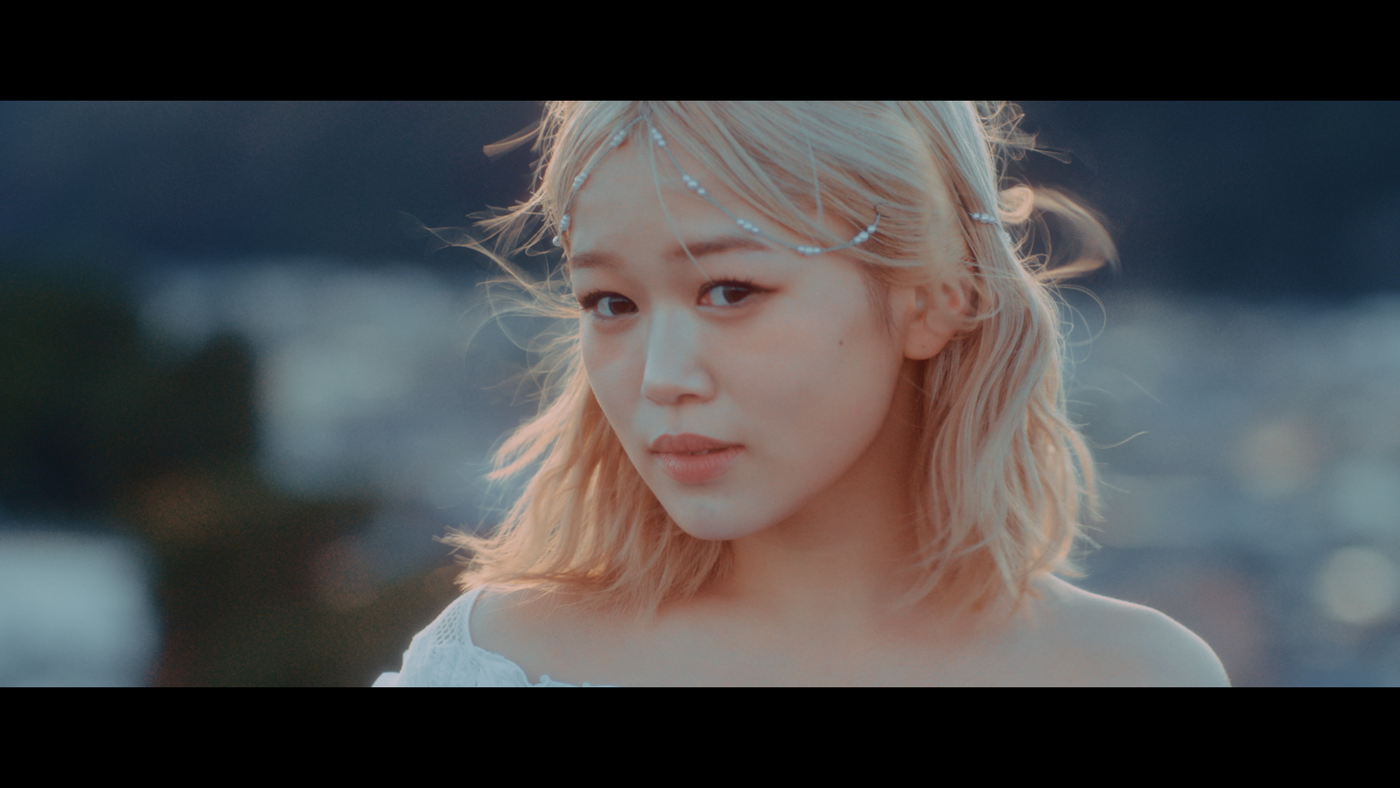 iScream、新曲「口約束」MVでメンバーのRUIが演技に初挑戦！MVのテーマは“緑の約束” - 画像一覧（5/16）